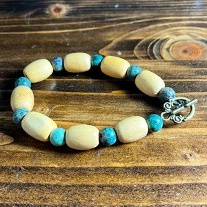 Green stone light wood